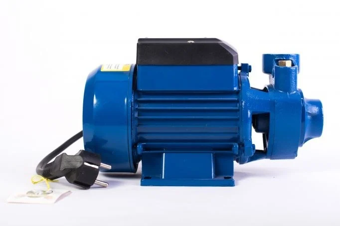 pompa de suprafata micul fermier 037 kw debit maxim 2100 lh inaltime maxima de pompare 35m corp pompa fonta 1